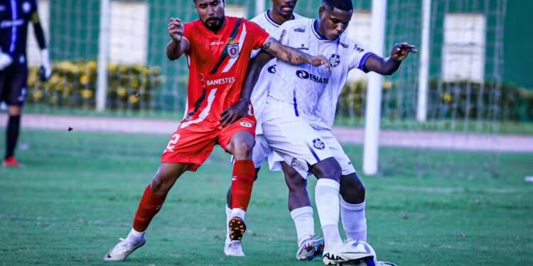 Real Noroeste arranca empate na Bahia e vem motivado para pegar a Lusa Carioca