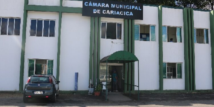Justiça Eleitoral cassa cinco vereadores de Cariacica por fraude em cota de gênero