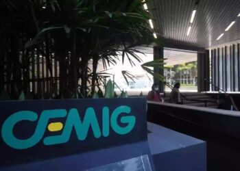 Últimos dias para clientes de MG negociarem débitos de energia com a Cemig
