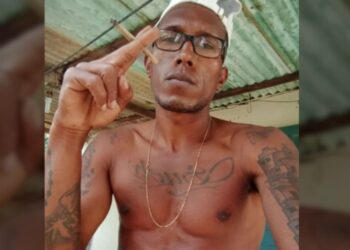 Homem é morto a tiros no sofá de casa em Nova Venécia