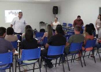 Secretaria de Assistência Social de Barra de São Francisco capacita servidores para Escuta Especializada em Combate à Violência Sexual Infantil