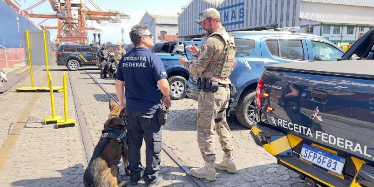 GLO no Porto de Tubarão? Veja o que diz a Polícia Federal GLO no Porto de Tubarão? Veja o que diz a Polícia Federal