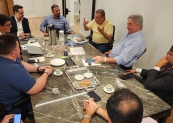 Eleições em Vitória: Mazinho é escolhido porta-voz da “terceira via”