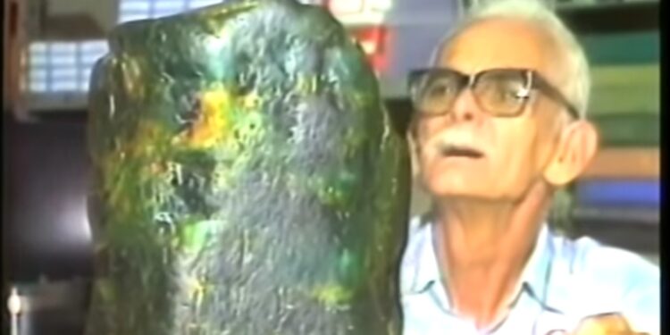 Mistério: da água marinha de Pancas a uma esmeralda de 400kg que ninguém sabe o dono Mistério: da água marinha de Pancas a uma esmeralda de 400kg que ninguém sabe o dono