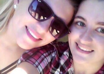 “Esperararam minha irmã chegar à beira da morte para transferir a um hospital melhor”