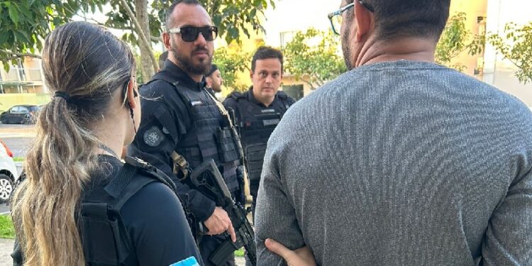 Mais um bandido do Rio de Janeiro dá com os burros n´água no Espírito Santo Mais um bandido do Rio de Janeiro dá com os burros n´água no Espírito Santo