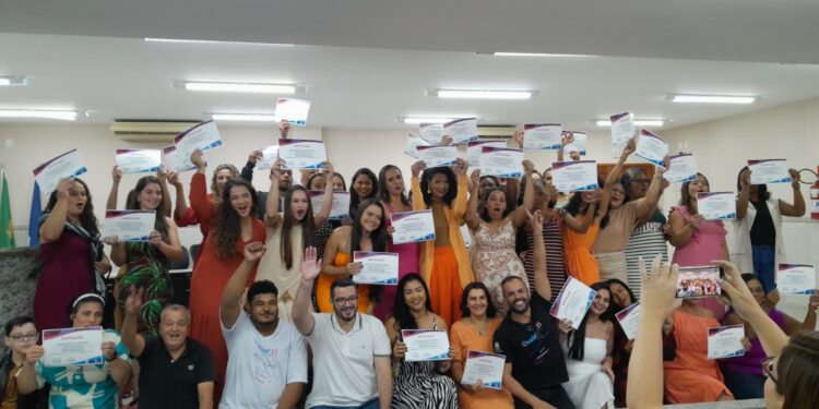 Prefeitura de Barra de São Francisco realiza formatura de cursos presenciais do Programa Qualificar ES Prefeitura de Barra de São Francisco realiza formatura de cursos presenciais do Programa Qualificar ES