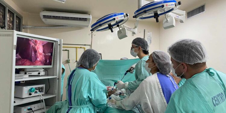 Hospital Dr. Alceu Melgaço Filho, de Barra de São Francisco, realiza primeira cirurgia a laser