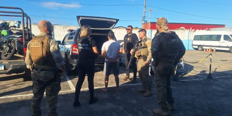 Homem é preso acusado de cometer estupro durante corrida de aplicativo na Serra