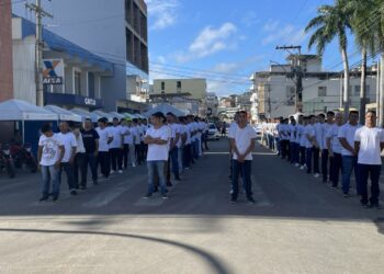 Jovens francisquenses prestam juramento à bandeira nesta sexta (28)