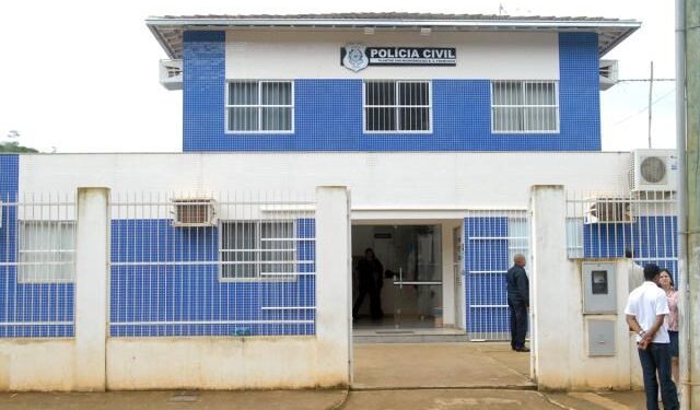 Polícia Civil prende homem em flagrante por extorsão em Barra de São Francisco