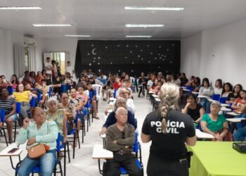 BSF: Projeto Avivar promove roda de conversa em parceria com a Polícia Civil sobre golpes praticados contra idosos