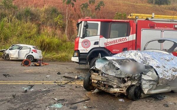 Três pessoas morrem em grave acidente na BR 259 em Colatina
