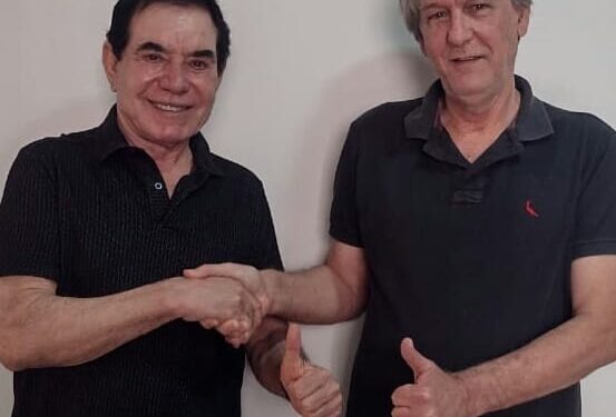 Em carta aberta, Cleber Trovão desiste da disputa e anuncia apoio à pré-candidatura de Gentil em Mantena Em carta aberta, Cleber Trovão desiste da disputa e anuncia apoio à pré-candidatura de Gentil em Mantena