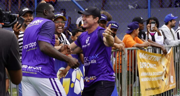 Túlio Maravilha é o vencedor do Desafio dos Pênaltis Blackbox, em Linhares