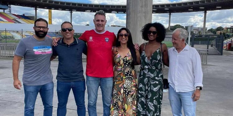 Barra de São Francisco recebe materiais esportivos do Governo do Estado para participar da Copa Sesport 2024 Barra de São Francisco recebe materiais esportivos do Governo do Estado para participar da Copa Sesport 2024