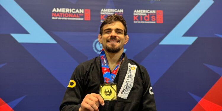 Atleta capixaba de jiu-jítsu ganha ouro em Las Vegas e alcança sétima colocação no ranking mundial Atleta capixaba de jiu-jítsu ganha ouro em Las Vegas e alcança sétima colocação no ranking mundial