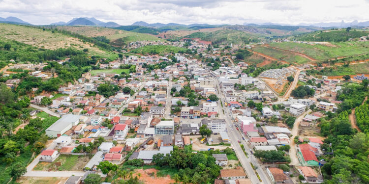 Mulher mata homem com facada no pescoço após sofrer tentativa de estupro em São Domingos do Norte