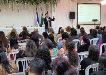 BSF: para abertura do segundo semestre, Semed promove palestra com 467 profissionais da educação