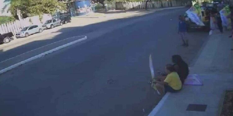 Tiroteio em ato político mata um e deixa idoso ferido em Valadares