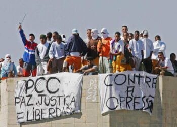 Como o PCC faz censo de seu “exército” para ocupar espaço e eliminar inimigos
