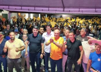 Convenção confirma atual prefeito Abraão Lincon como candidato a reeleição e define Vilma Enfermeira como vice em Água Doce do Norte