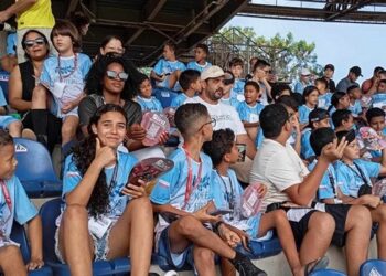 Alunos do Projeto Campeões de Futuro de Barra de São Francisco assistem Jogo das Estrelas em Cariacica