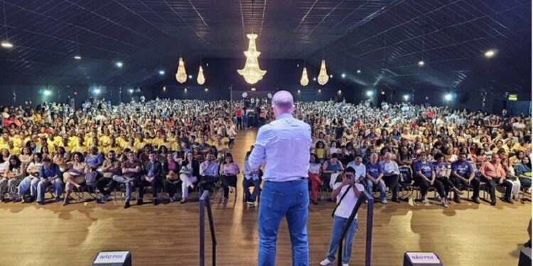 Mais 2 mil alunos concluem cursos profissionalizantes do Qualificar ES