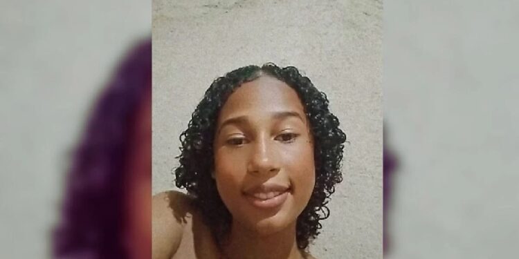 Confirmado: ossada encontrada em Pinheiros é da menina que estava desaparecida Confirmado: ossada encontrada em Pinheiros é da menina que estava desaparecida