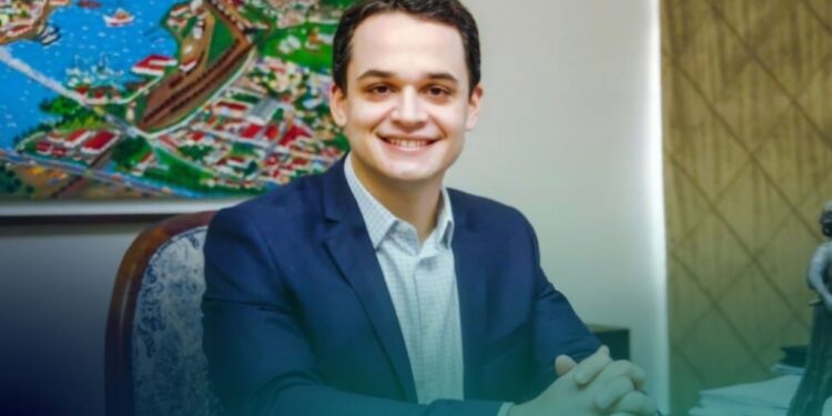 Futura projeta Pazolini reeleito no primeiro turno em Vitória