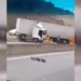 Motorista fica ferido após carreta “ficar em L” na BR 101 em Ibiraçu