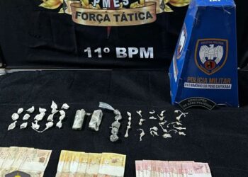 Polícia apreende drogas durante patrulhamento no bairro Colina, em Barra de São Francisco