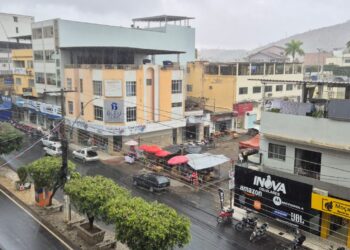Águia Branca, Água Doce do Norte e Barra de São Francisco recebem novo alerta de risco laranja para chuvas para o final de semana Águia Branca, Água Doce do Norte e Barra de São Francisco recebem novo alerta de risco laranja para chuvas para o final de semana