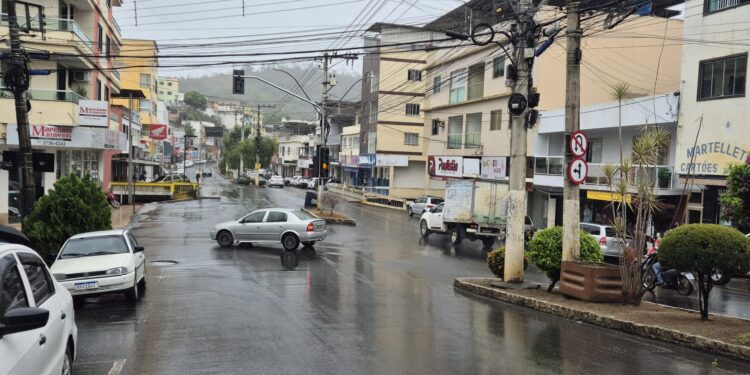 Água Doce do Norte, Águia Branca e Barra de São Francisco estão entre as cidades com alerta de chuvas e frente fria; saiba mais