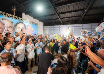 Motivado por pesquisa que aponta 2° turno, Luiz Paulo mobiliza militância em Vitória