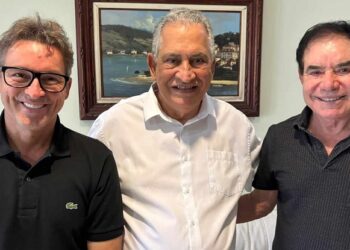 Prefeito eleito de Mantena, Gentil, visita Barra de São Francisco para discutir parceria com Enivaldo dos Anjos