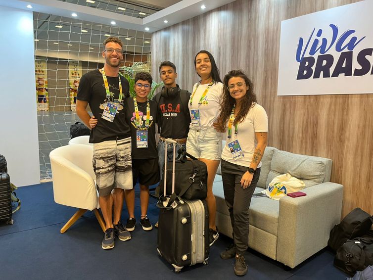 Maurício Costa/EBC rebeca, thayana, daniel, ana carolina e rafael furriel - atletas - JUBs 2024