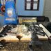 Águia Branca: três presos com drogas e arma em apartamento usado para tráfico Águia Branca: três presos com drogas e arma em apartamento usado para tráfico