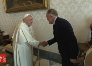 Casagrande recebido em audiência pelo Papa no Vaticano
