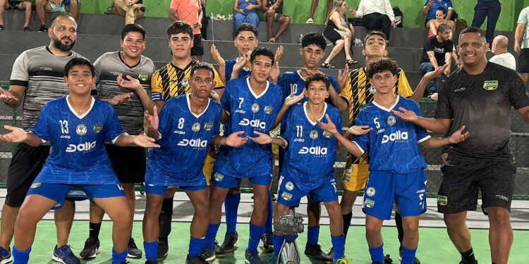 Projeto Futuro Certo é tricampeão capixaba de futsal, na categoria sub-14