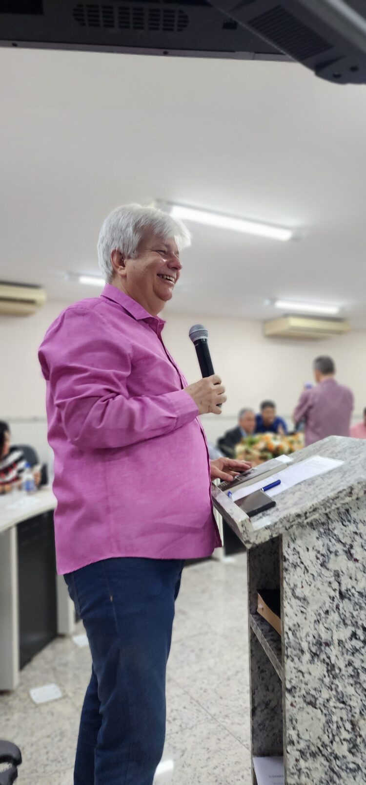 “O Obstinado”: biografia autorizada de Enivaldo dos Anjos é lançada em Barra de São Francisco