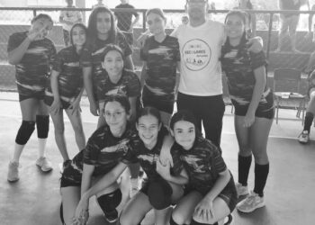 Estado de choque na escola onde trabalhava professor que morreu com toda a família