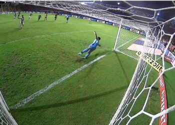 Flamengo leva futebol a sério e vence o Criciúma: 3 a 0