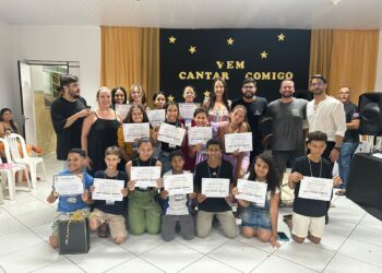 BSF: alunos mostram seu talento na 2ª edição do “Vem Cantar Comigo”, realizado pela Escola João Bastos; veja como foi