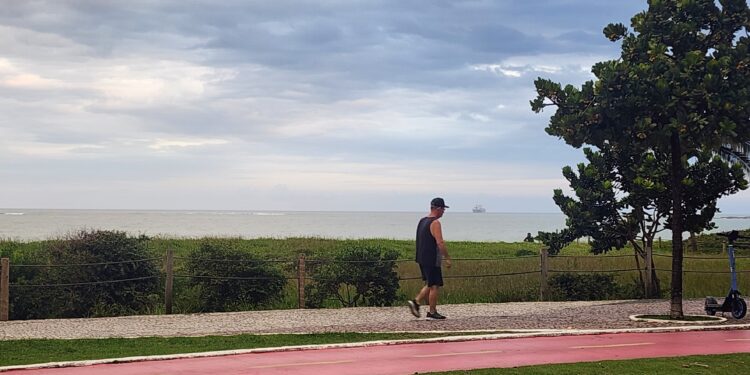 Chuvas diminuem e pode até dar praia no final de semana no ES