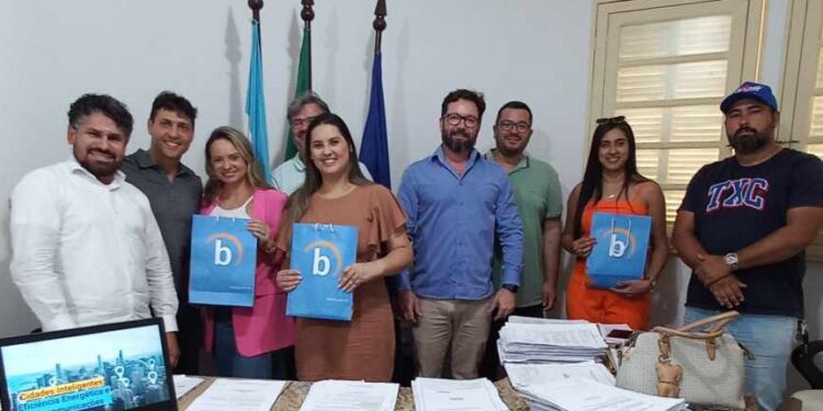 Reunião com representantes do Bandes aponta novos caminhos para o desenvolvimento de Barra de São Francisco