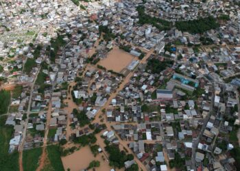 Defesa Civil Nacional em Vitória para socorro a vítimas de chuvas
