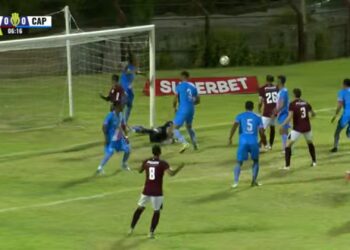 Capixaba e Desportiva continuam na liderança