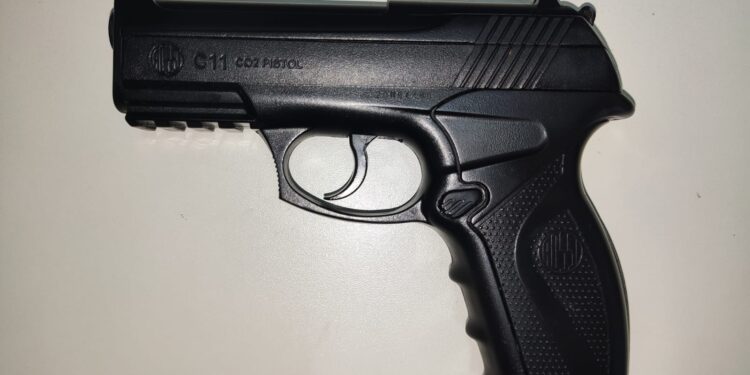 PM encontra simulacro e drogas na região onde foram encontrados dois corpos em Barra de São Francisco