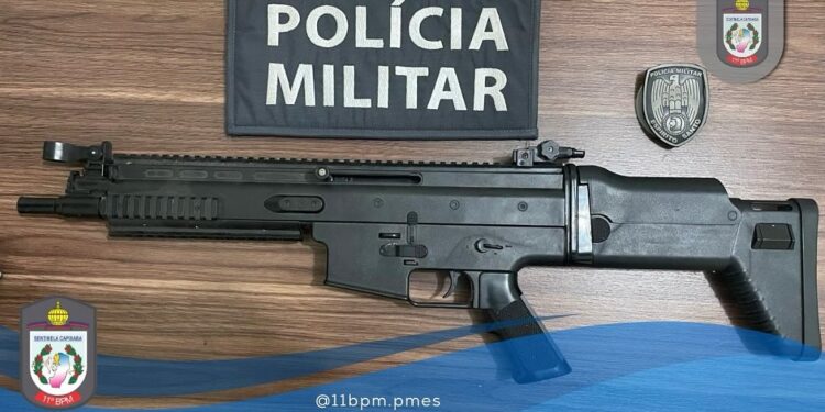 Polícia Militar apreende simulacro de arma de fogo em Ecoporanga Polícia Militar apreende simulacro de arma de fogo em Ecoporanga
